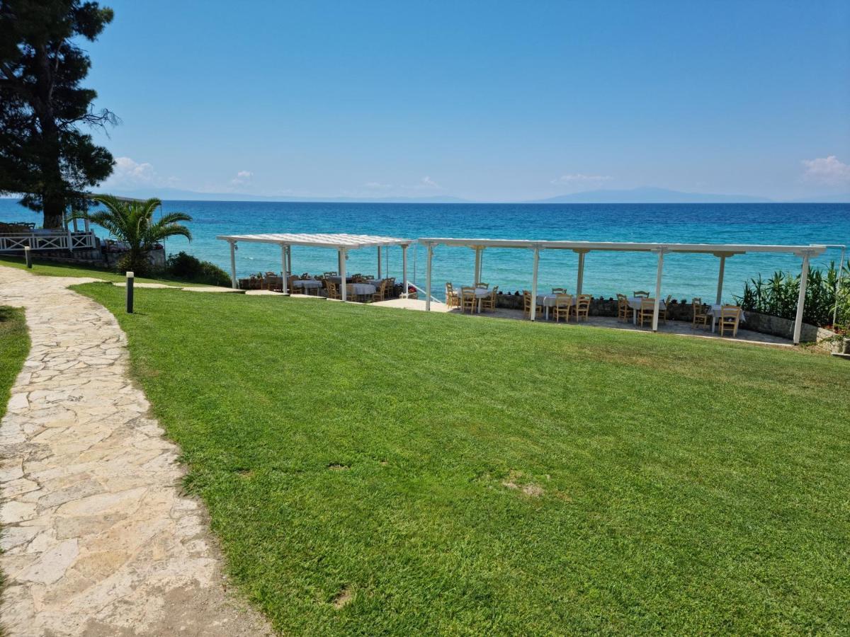 Beachfront Villa 100M From Sea For Up To 10 Guests Siviri Buitenkant foto